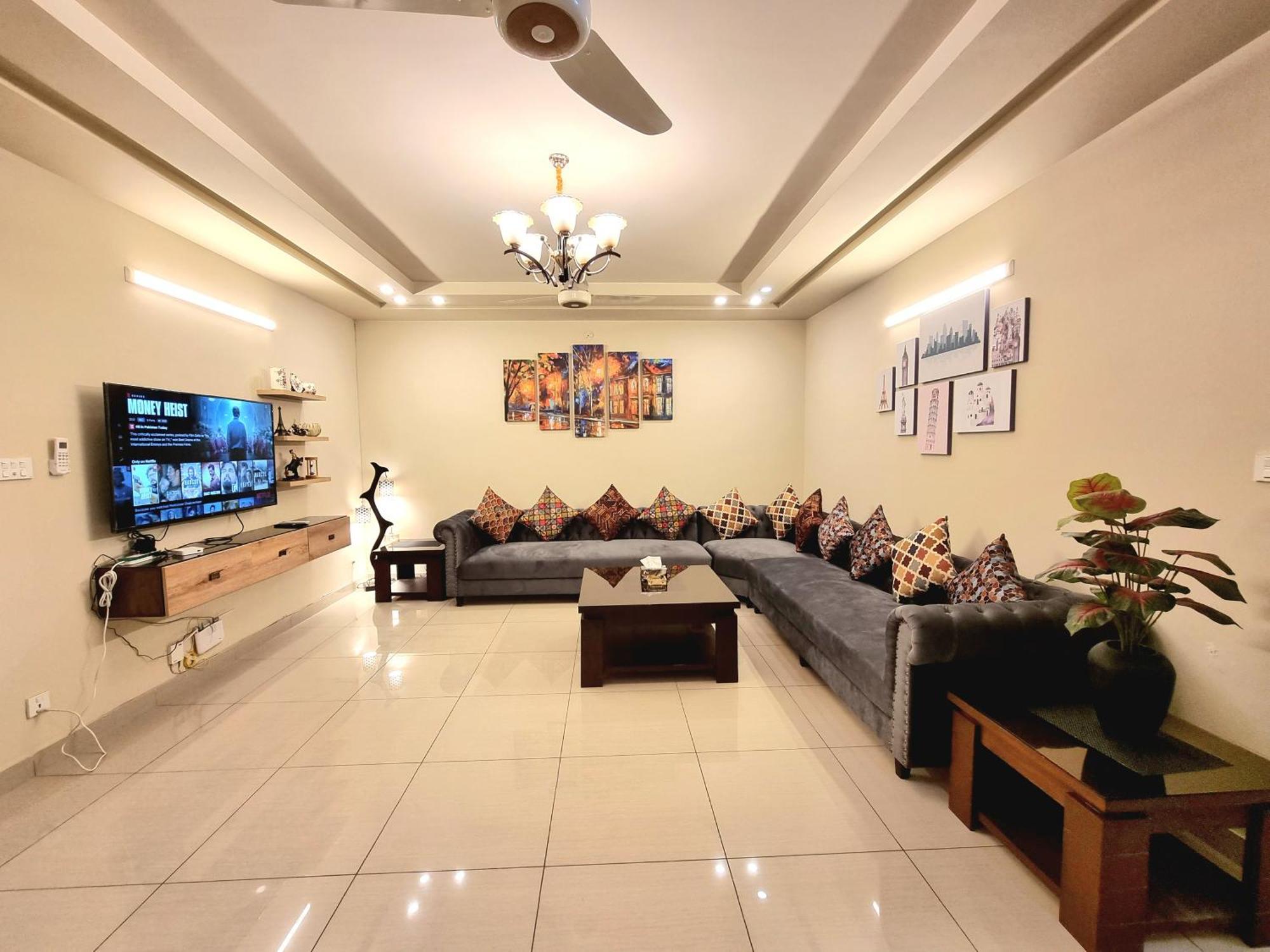 Executive 3 Bedrooms Apartment In Bahria Town Rawalpindi Ngoại thất bức ảnh