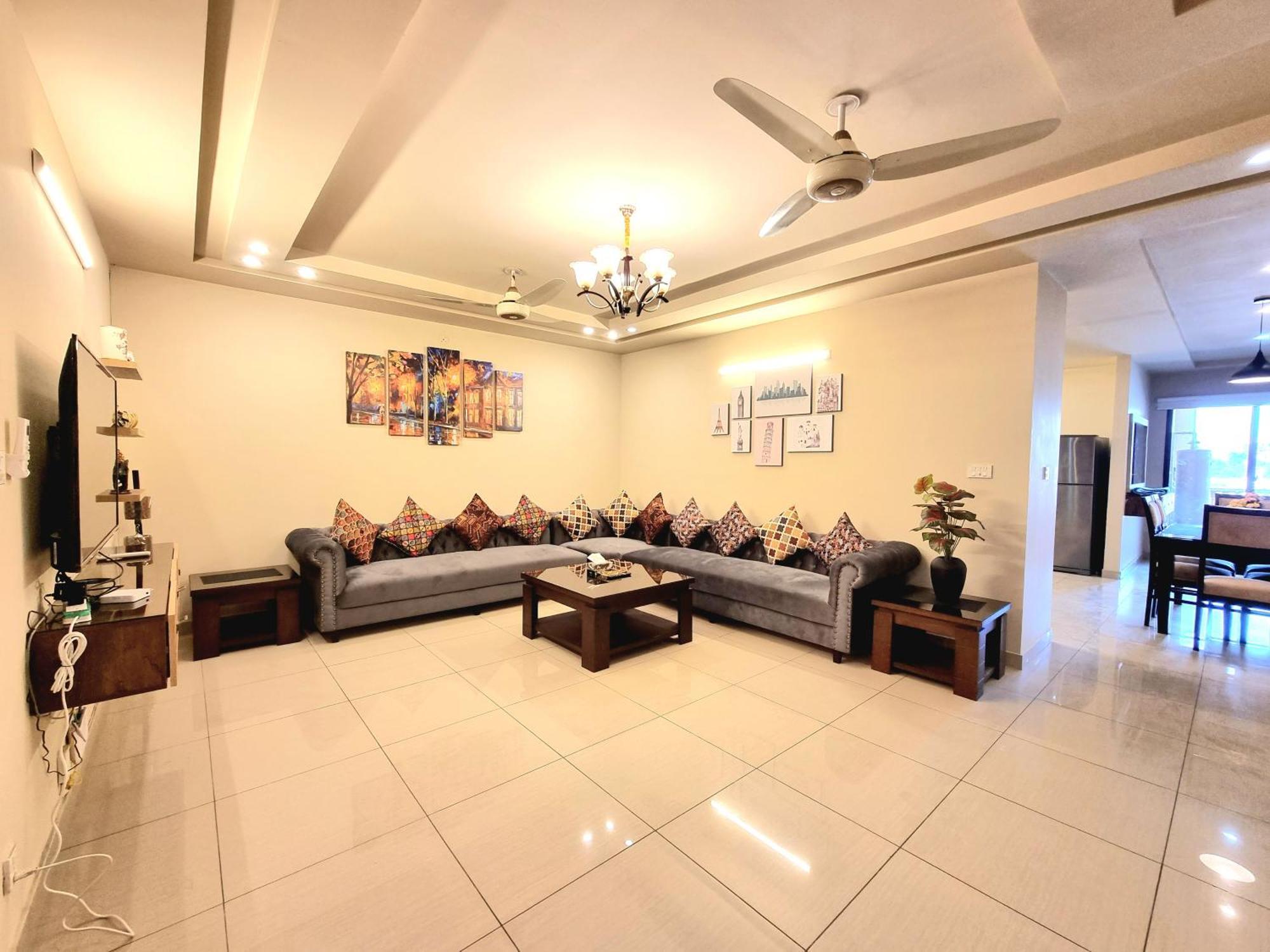 Executive 3 Bedrooms Apartment In Bahria Town Rawalpindi Ngoại thất bức ảnh