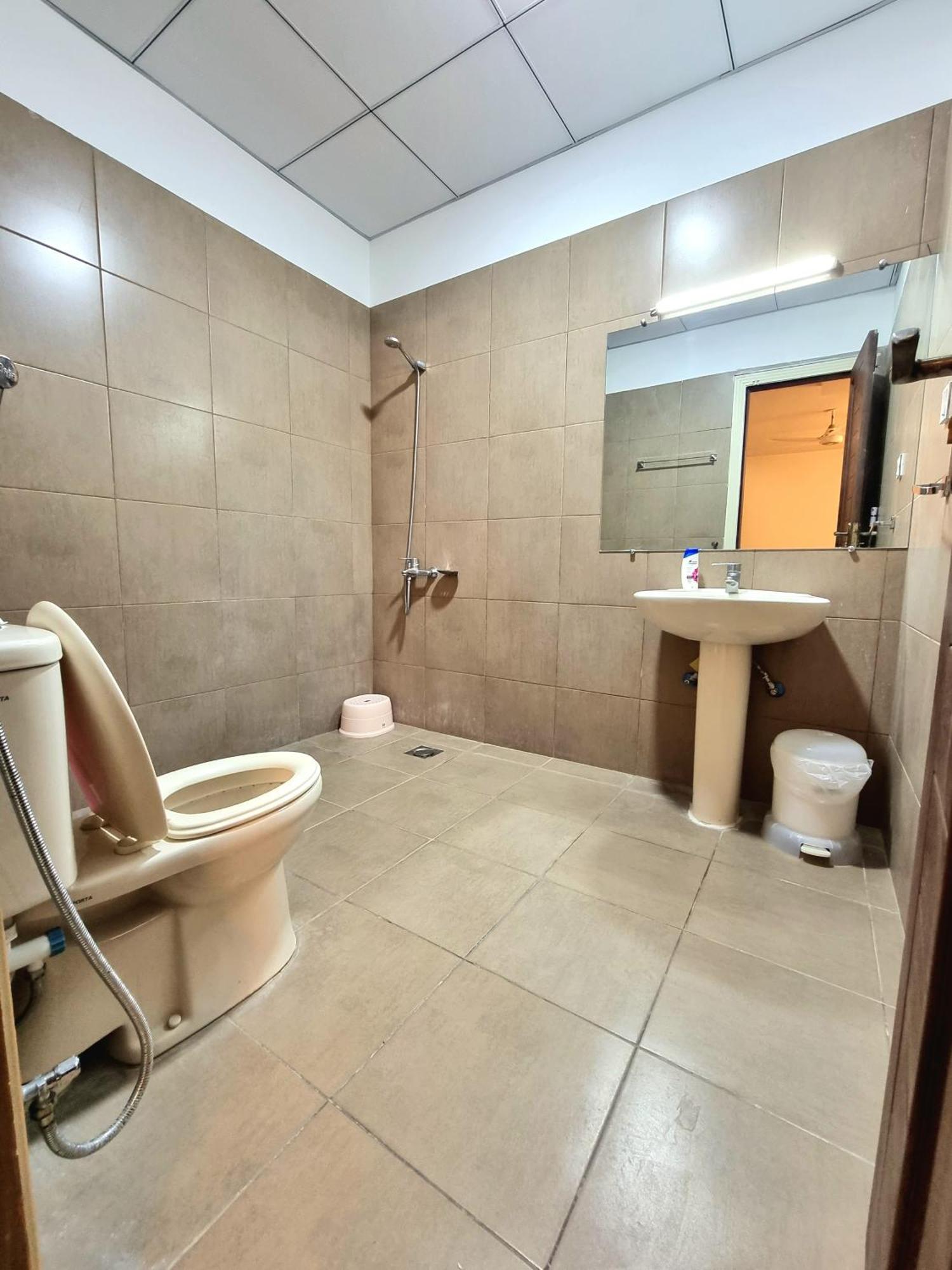 Executive 3 Bedrooms Apartment In Bahria Town Rawalpindi Ngoại thất bức ảnh